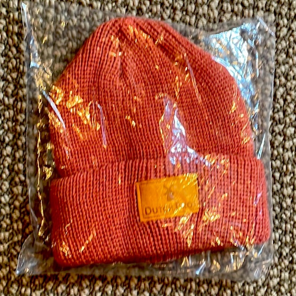 Dutch bros beanie | New | redish pink